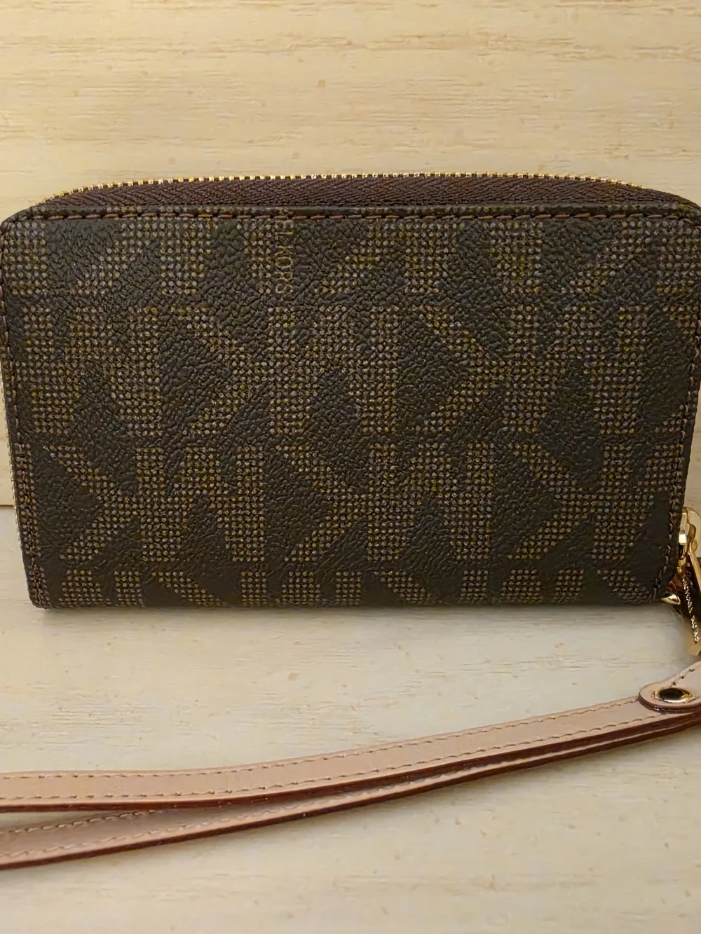 MICHAEL KORS Dark Brown Logo Zip Wristlet with Gold Interior